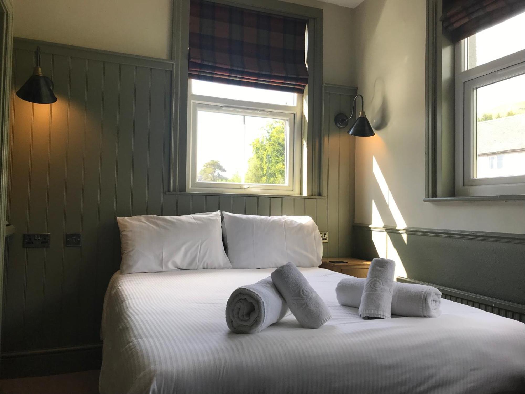 The Horse And Farrier Inn And The Salutation Inn Threlkeld Keswick Экстерьер фото